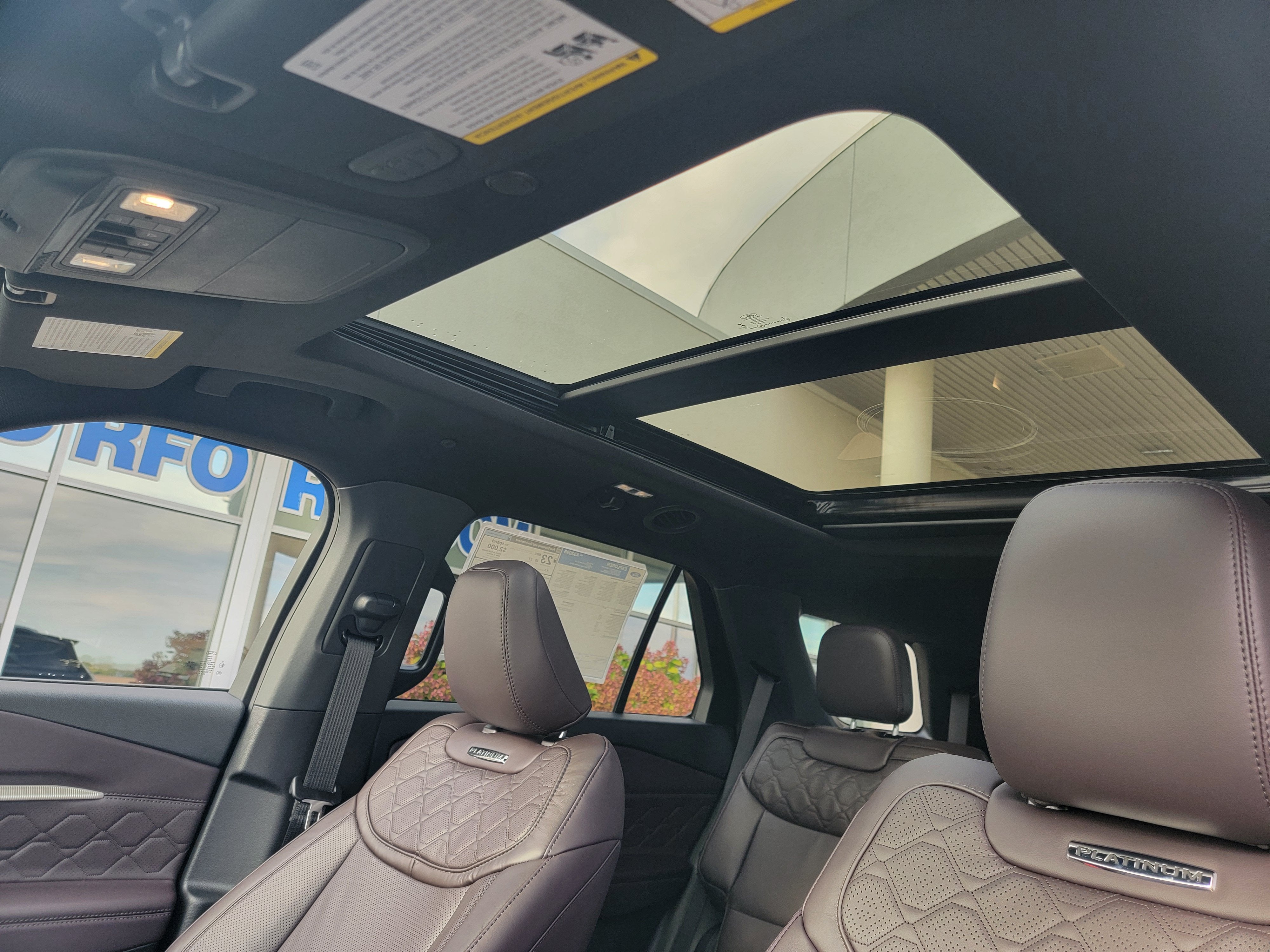 2027 Ford Explorer Platinum™