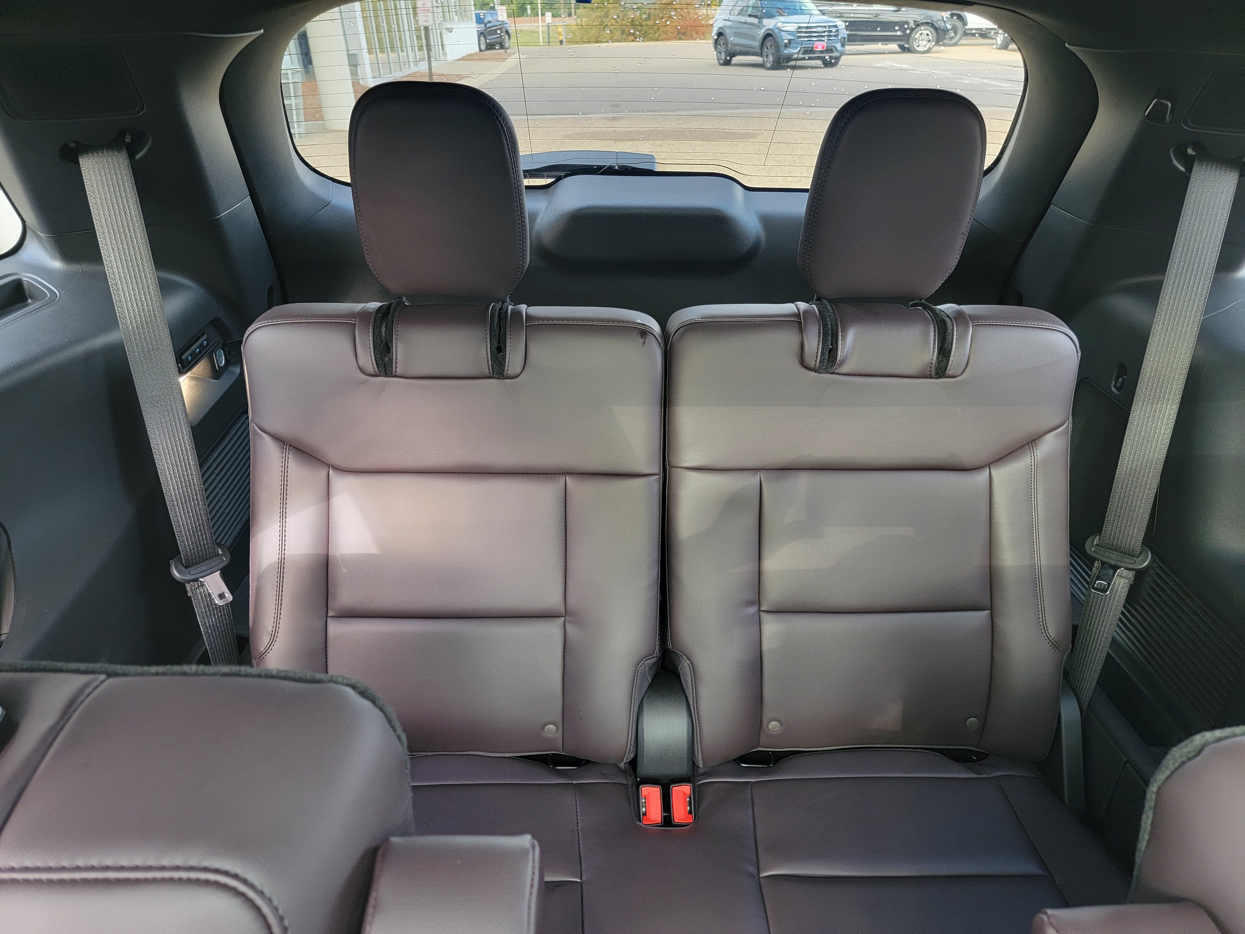 2027 Ford Explorer Platinum™