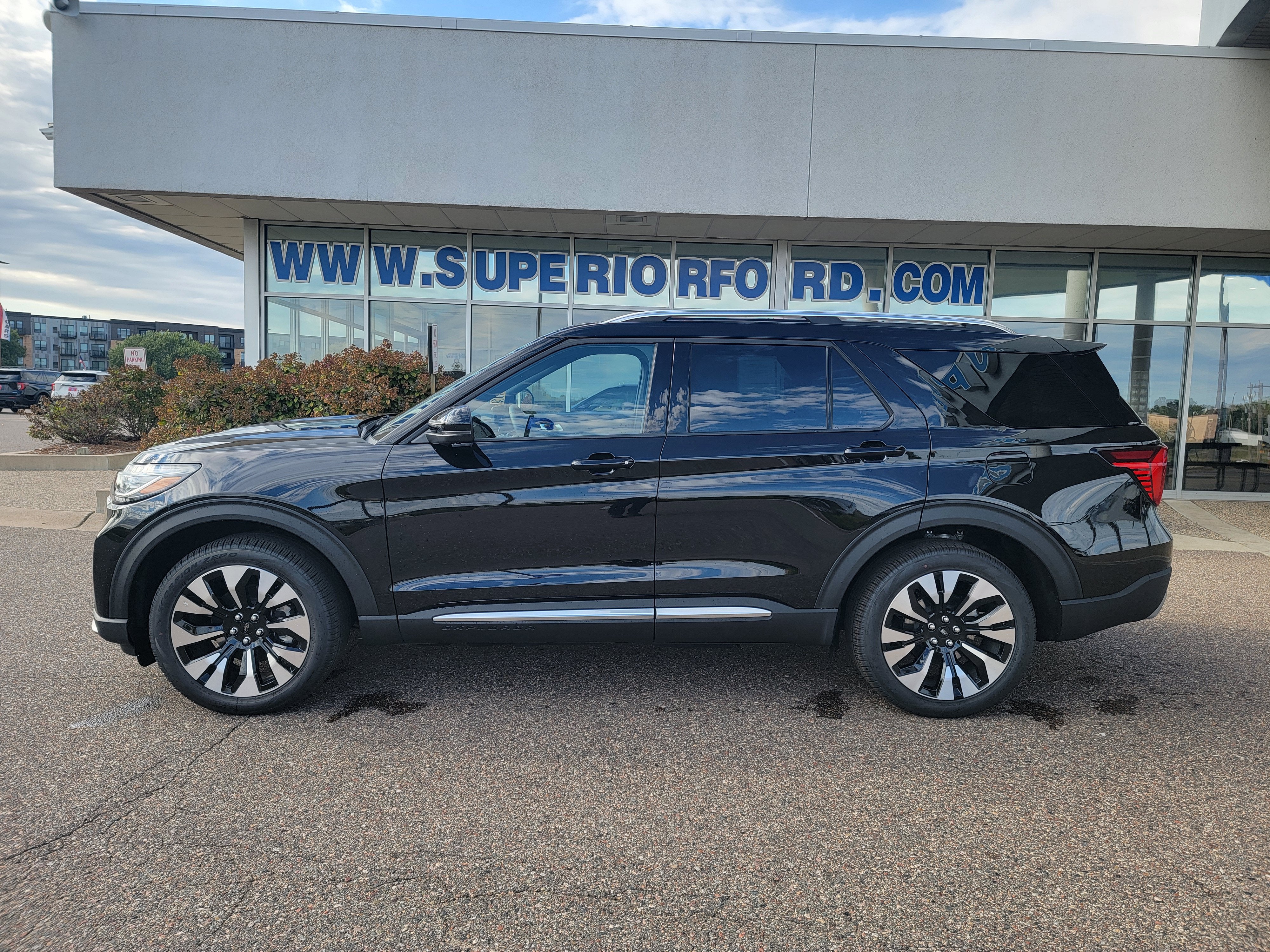 2027 Ford Explorer Platinum™
