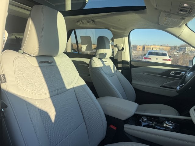 2026 Ford Explorer Platinum™