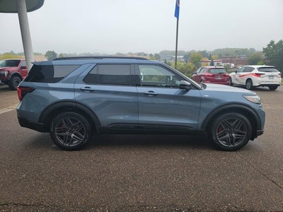 2027 Ford Explorer ST-Line