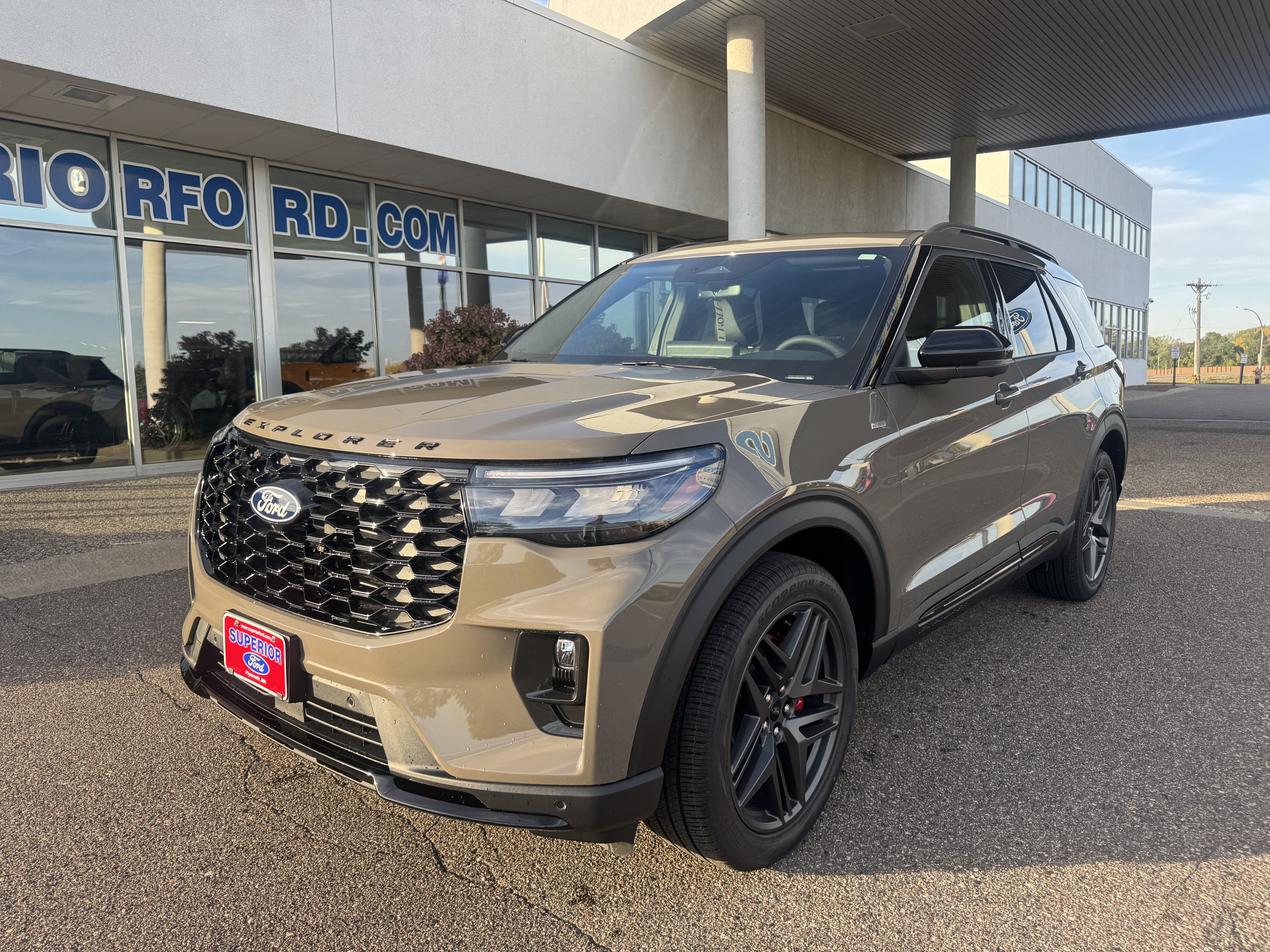 2027 Ford Explorer ST-Line