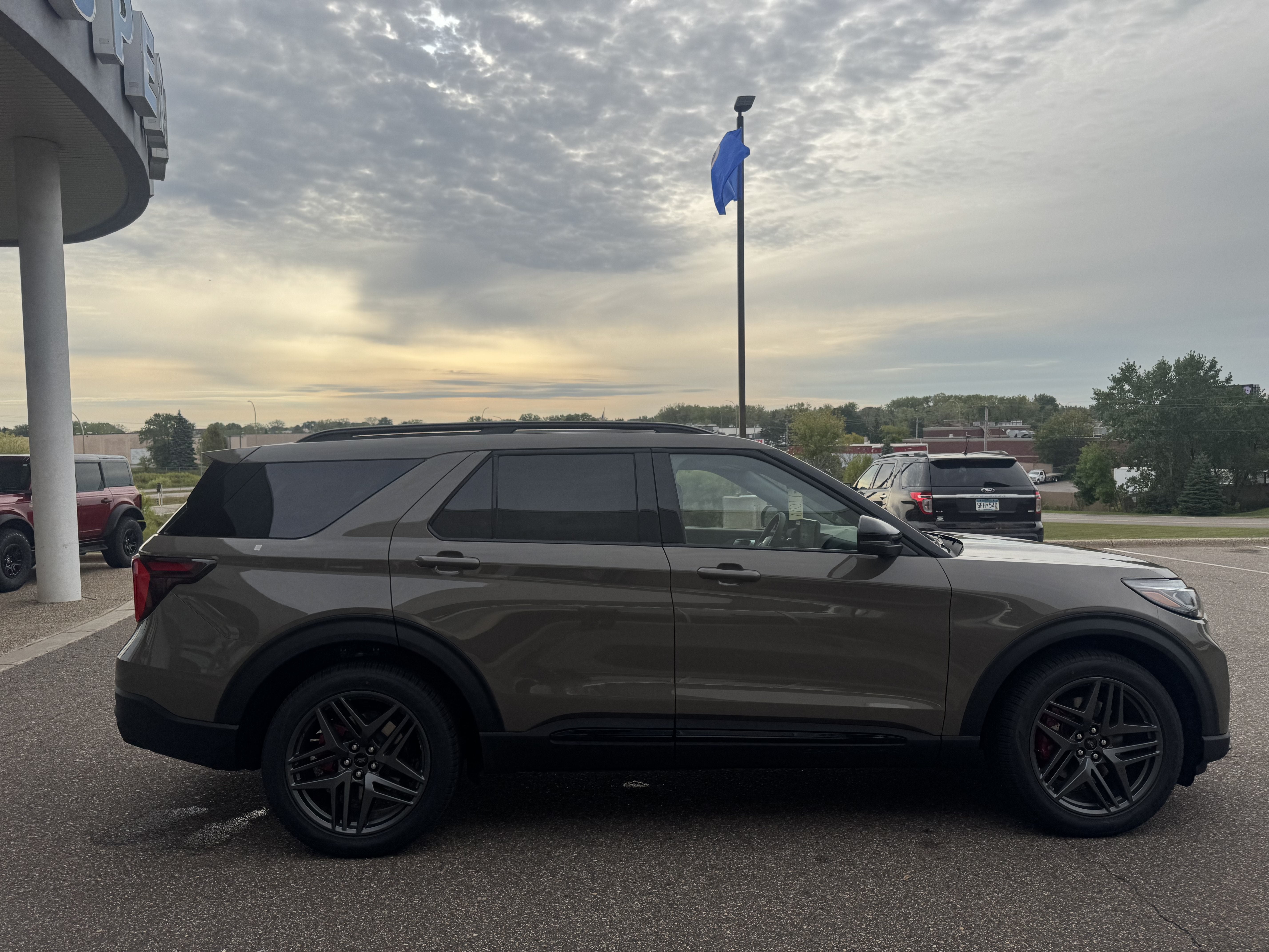 2027 Ford Explorer ST