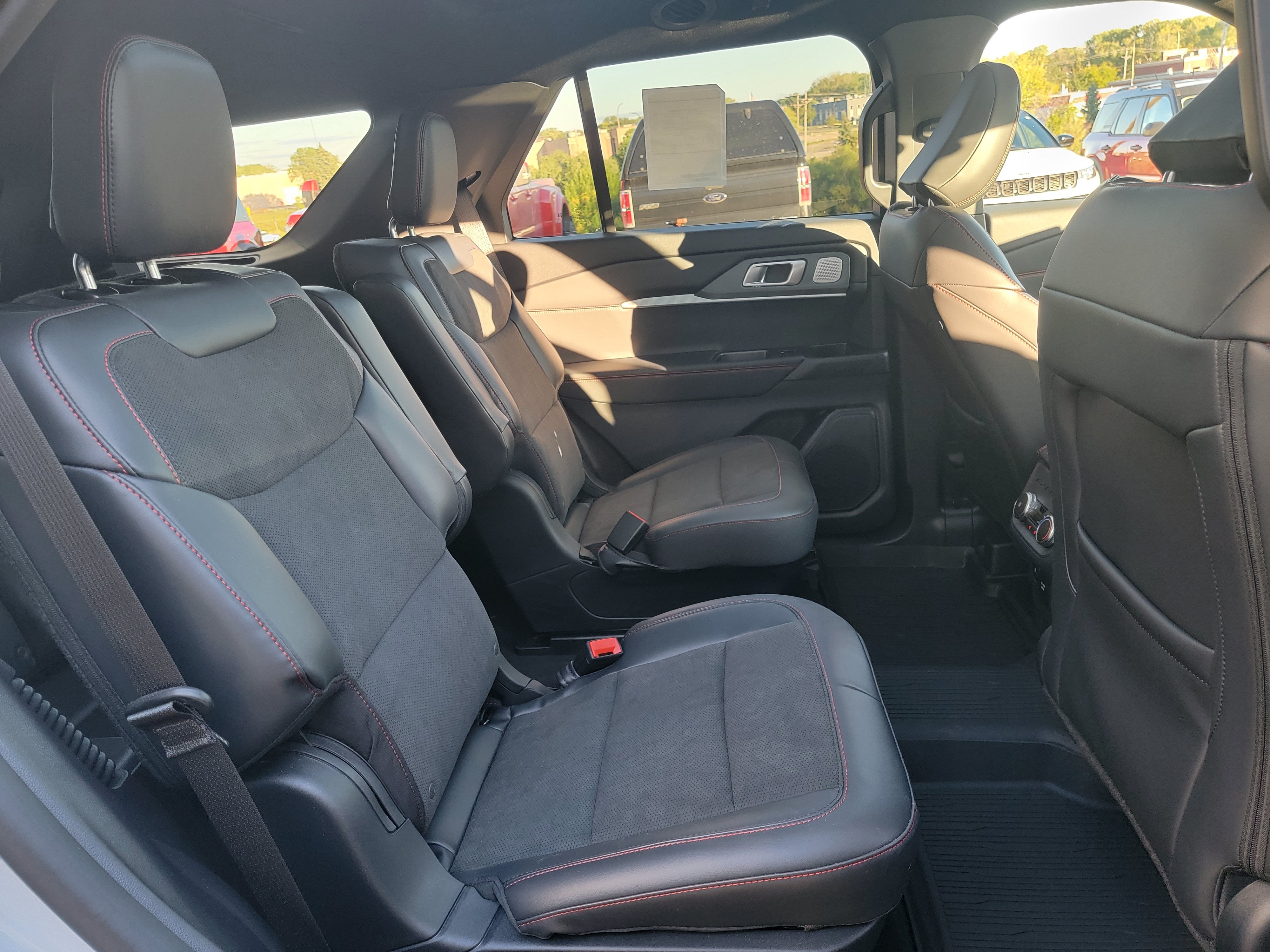 2027 Ford Explorer ST