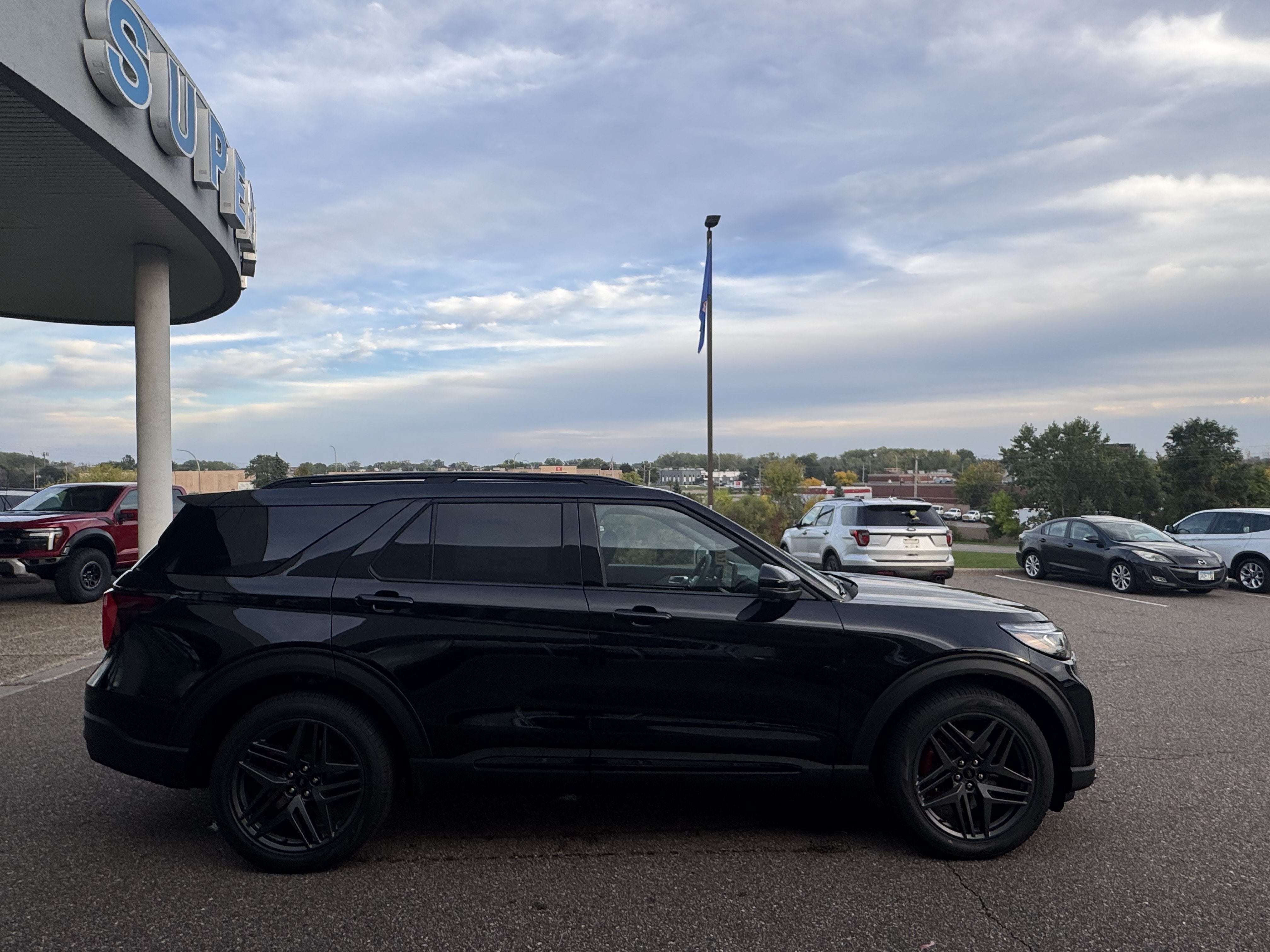 2027 Ford Explorer ST