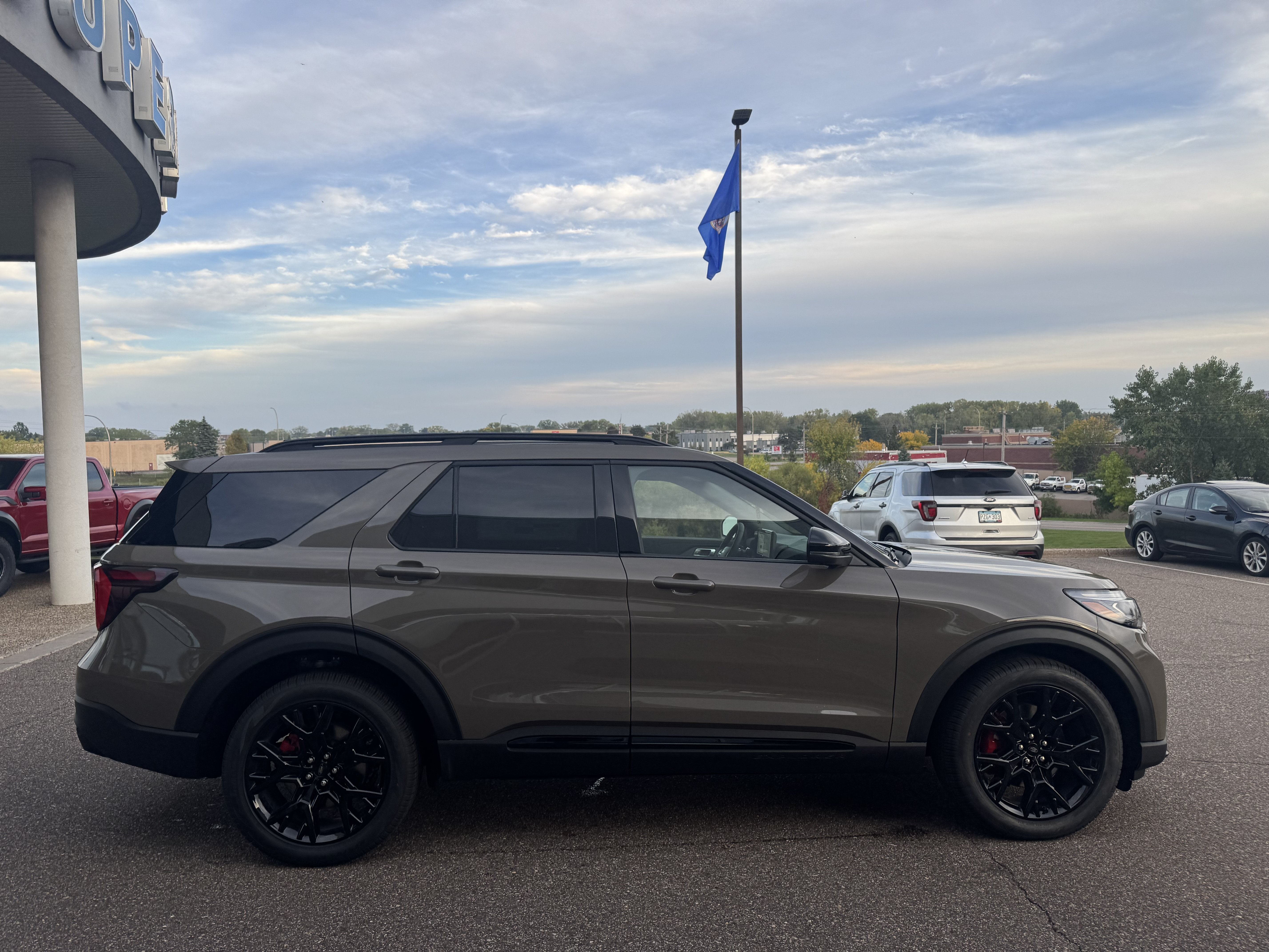 2027 Ford Explorer ST