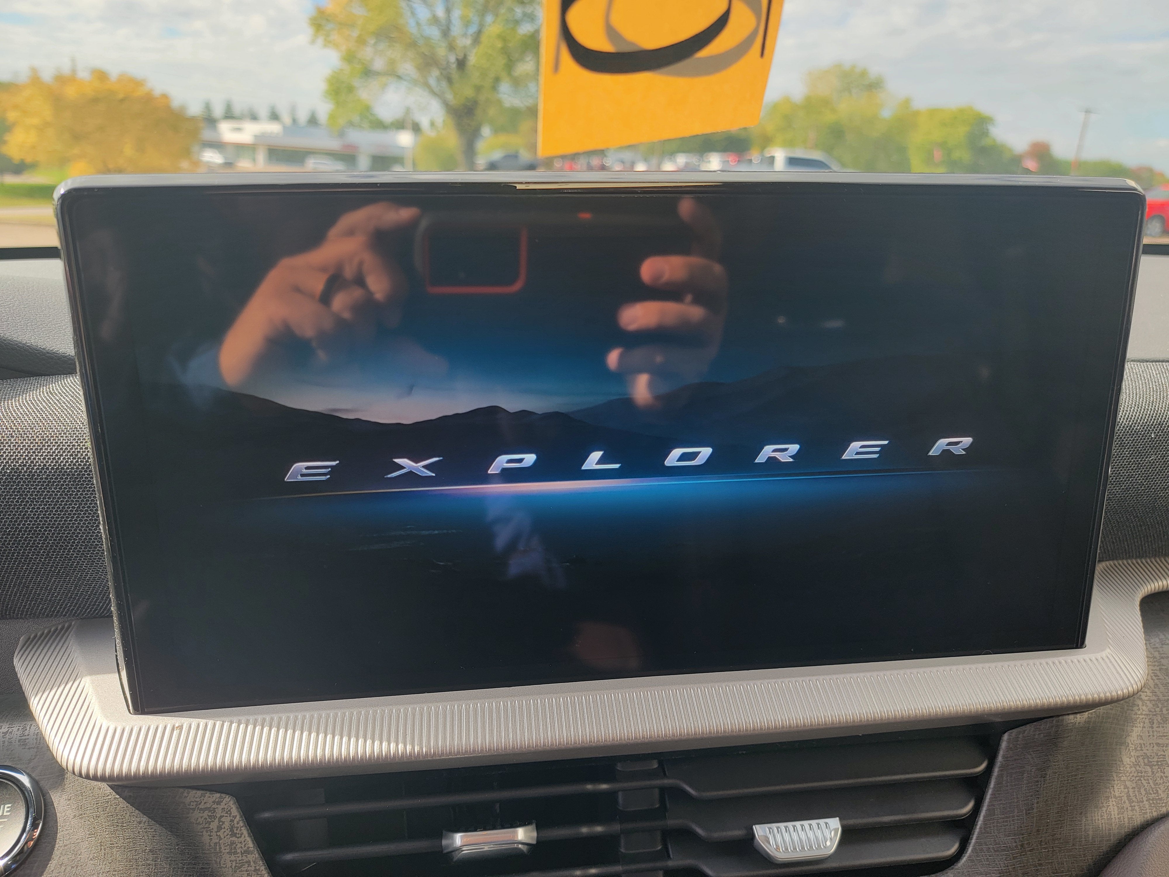2027 Ford Explorer Platinum™