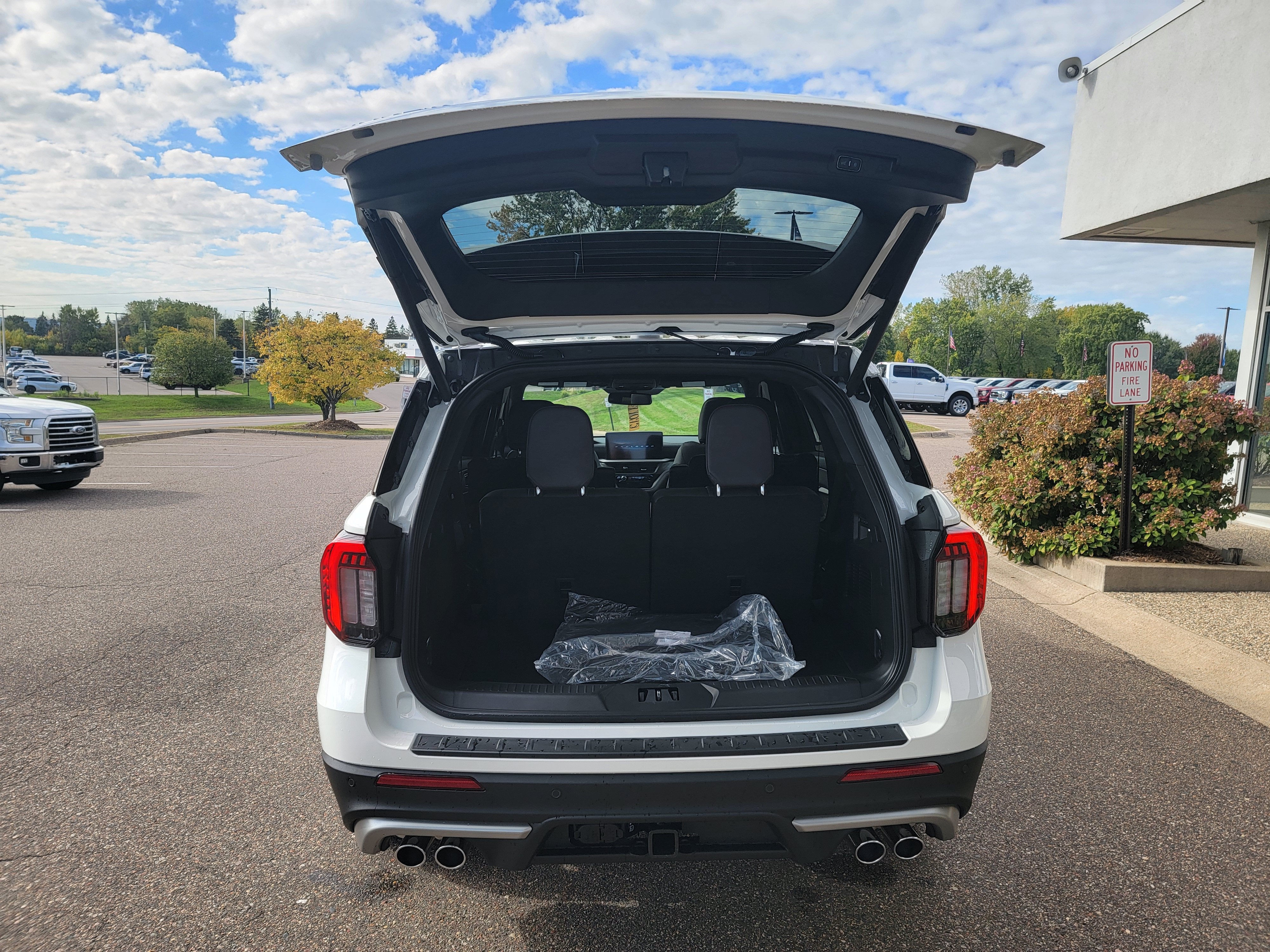 2027 Ford Explorer Platinum™