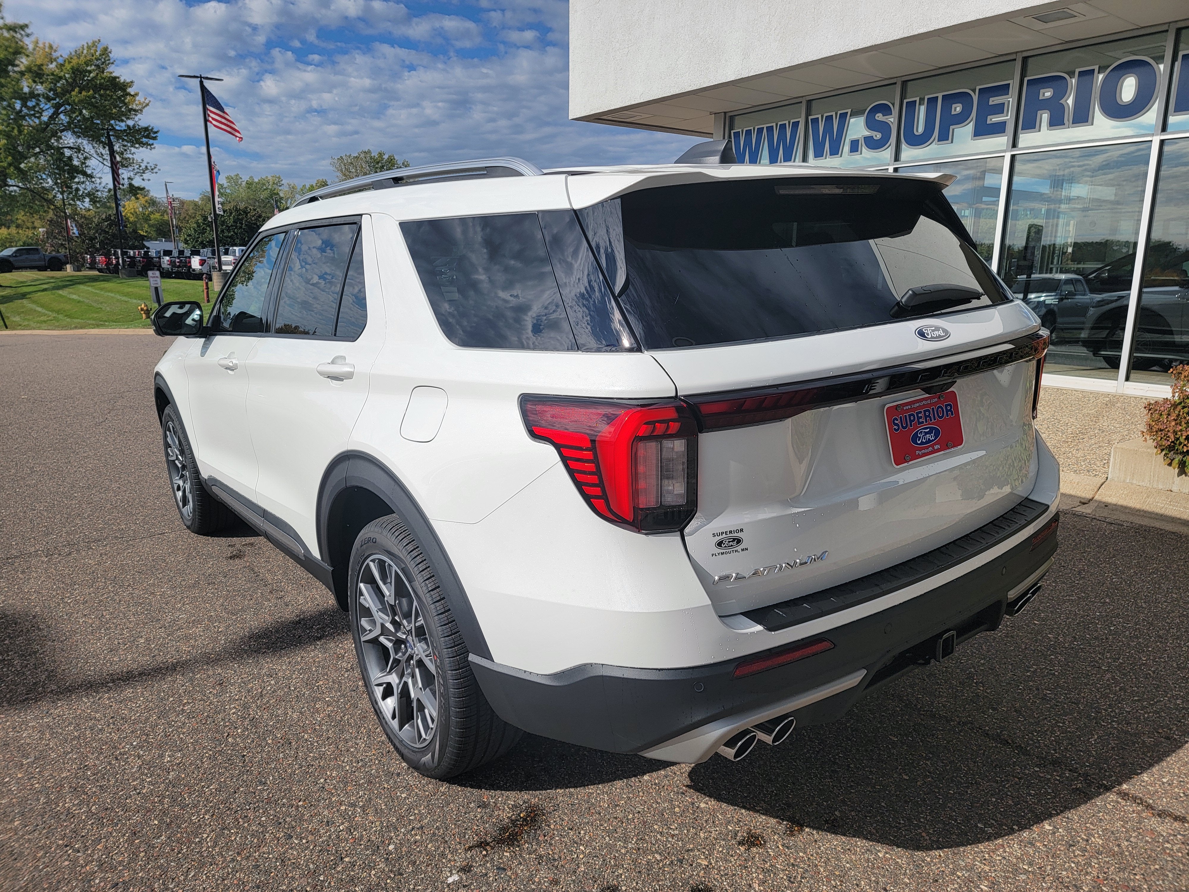 2027 Ford Explorer Platinum™