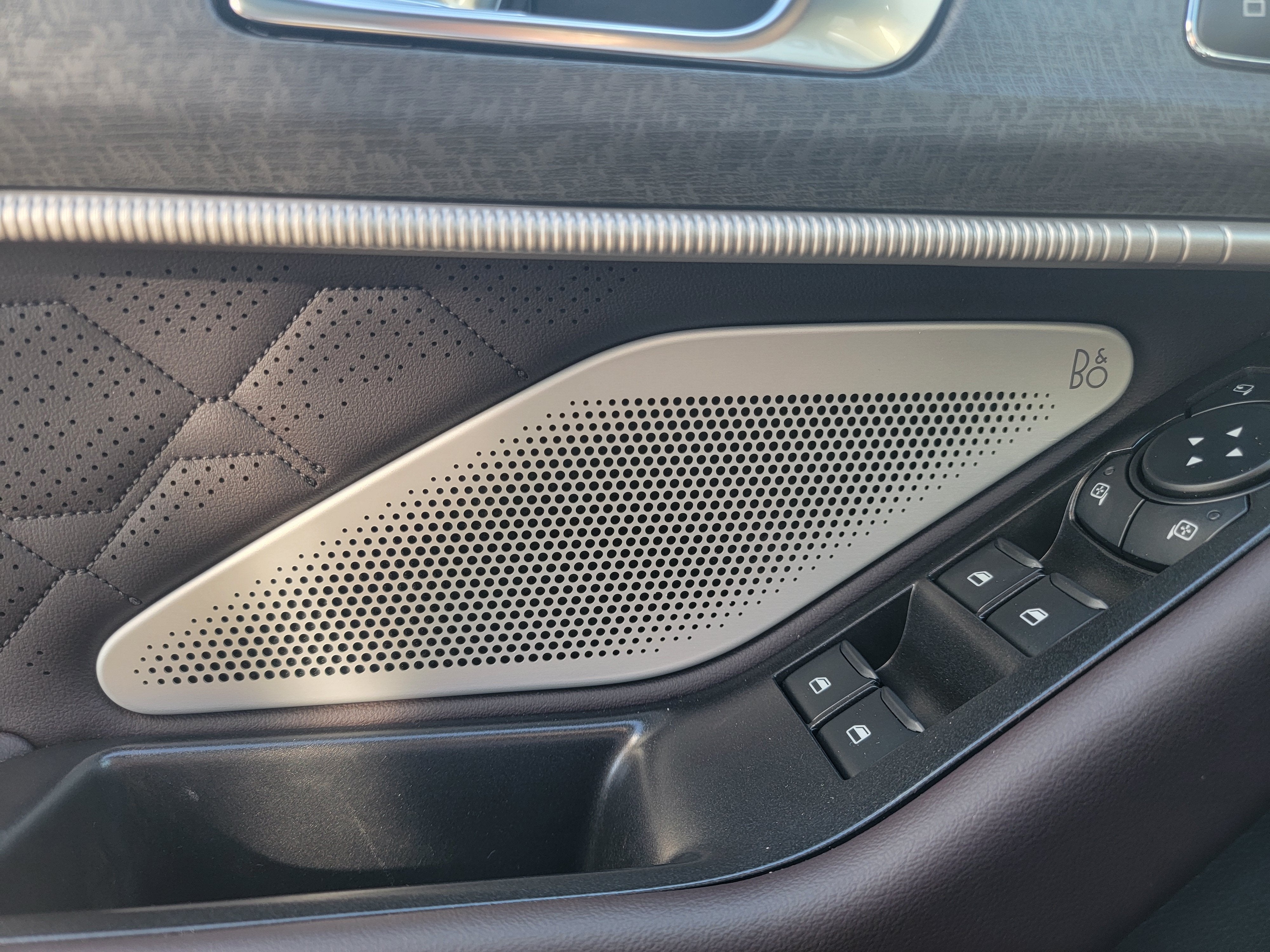 2027 Ford Explorer Platinum™