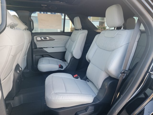 2027 Ford Explorer Platinum™