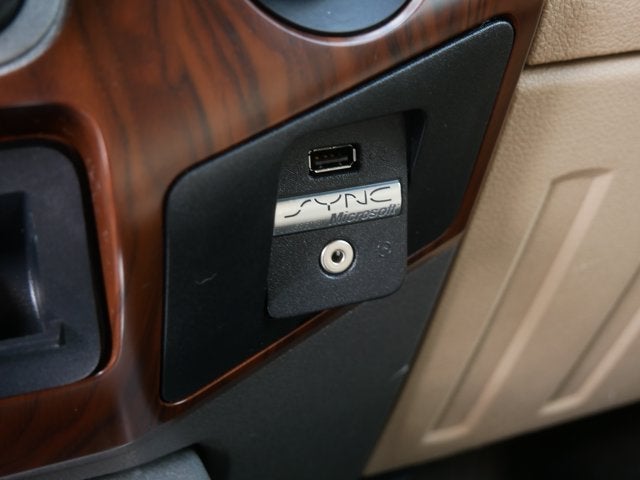 2011 Ford Super Duty F-250 SRW Lariat
