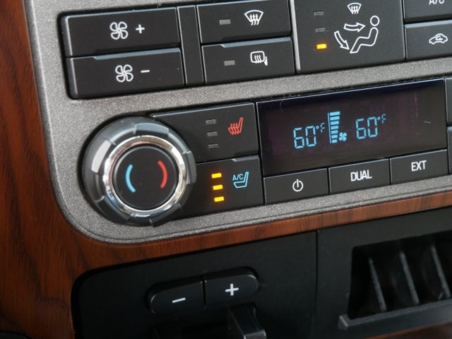 2011 Ford Super Duty F-250 SRW Lariat