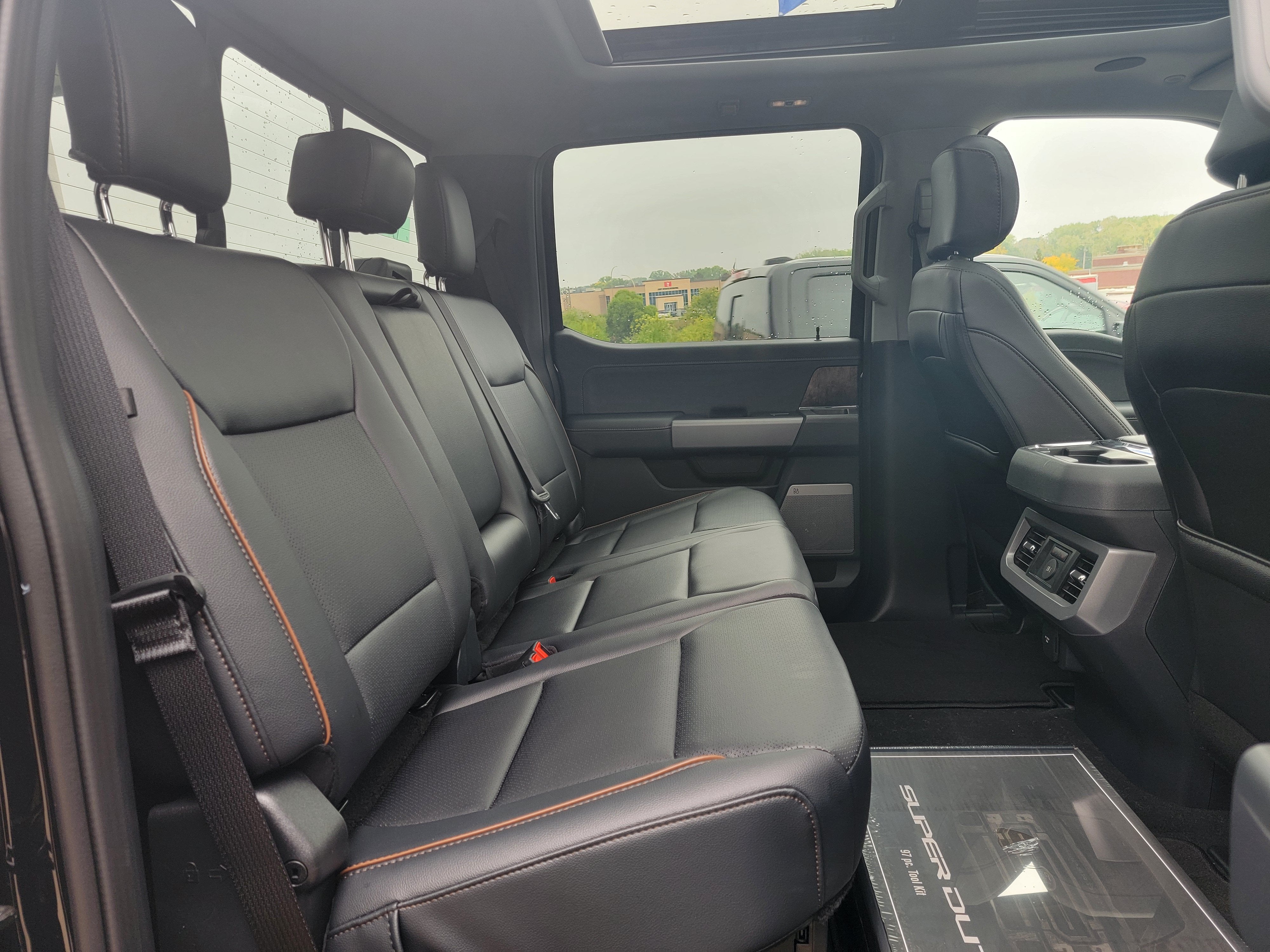 2027 Ford Super Duty F-250® Lariat®