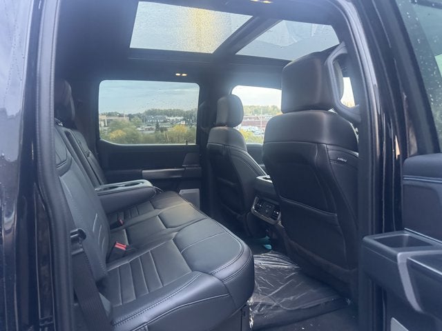 2026 Ford Super Duty F-350 SRW Platinum