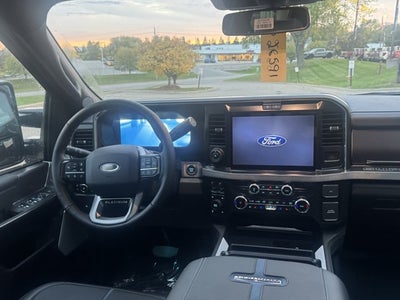 2026 Ford Super Duty F-350 SRW Platinum
