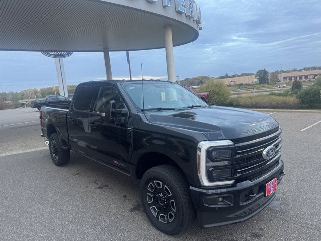 2026 Ford Super Duty F-350 SRW Platinum