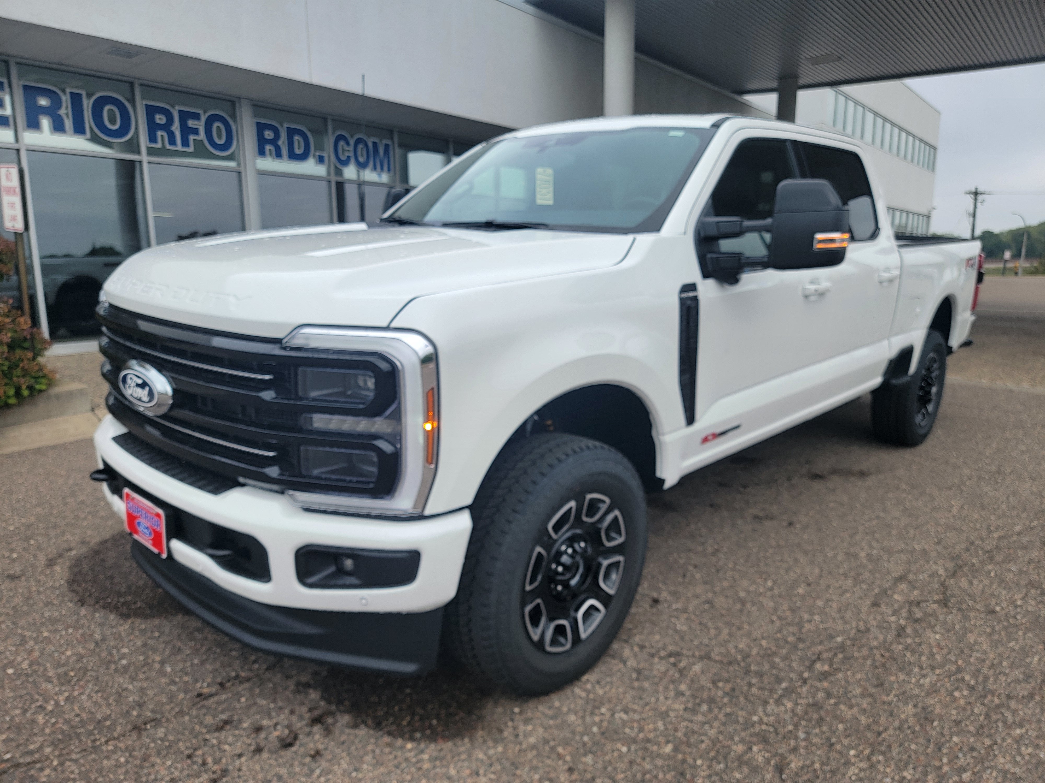 2027 Ford Super Duty F-350® Platinum®