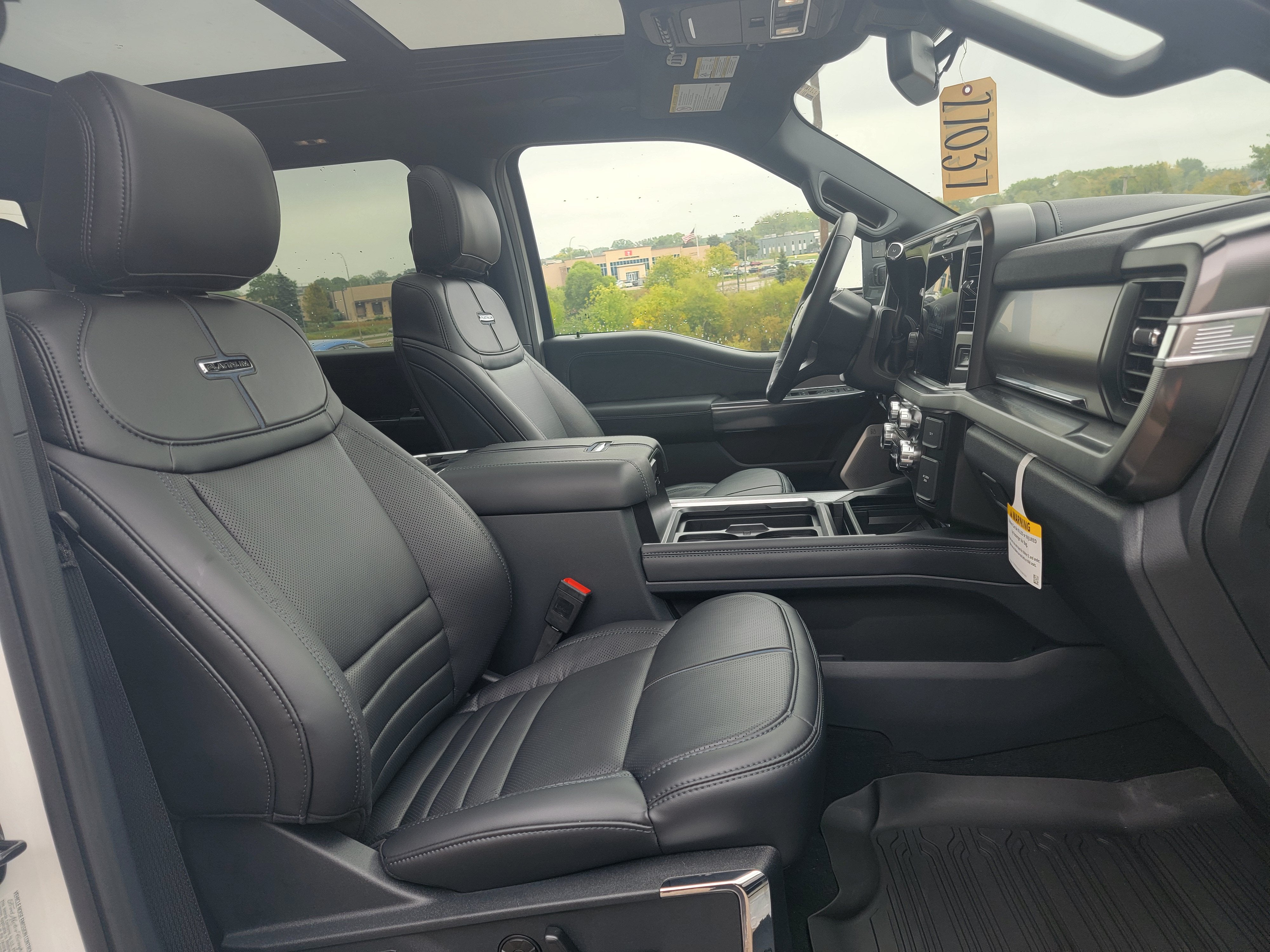 2027 Ford Super Duty F-350® Platinum®