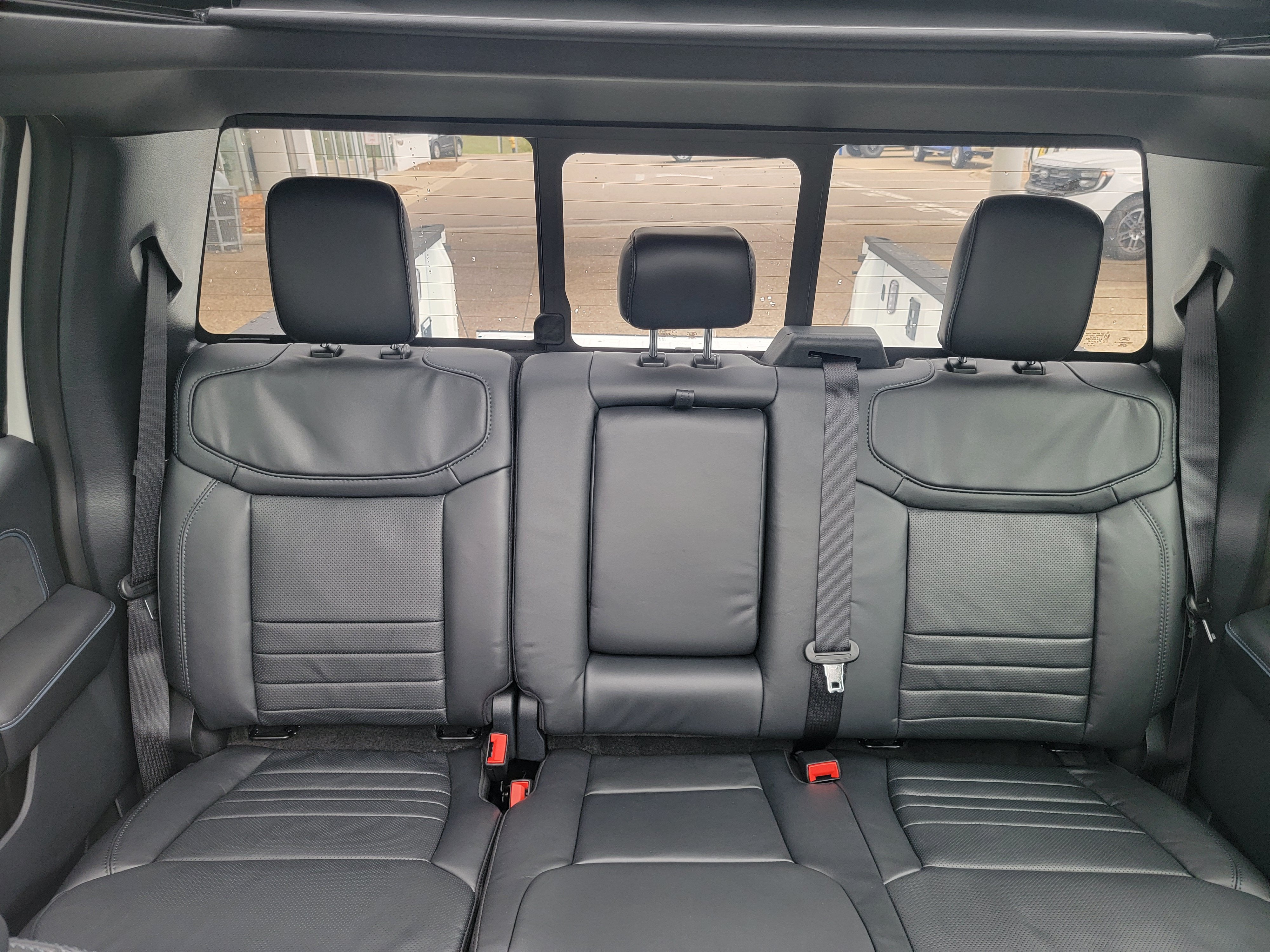 2027 Ford Super Duty F-350® Platinum®
