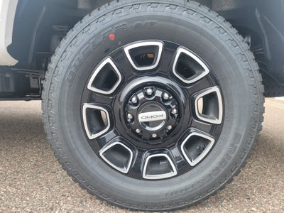 2027 Ford Super Duty F-350® Platinum®