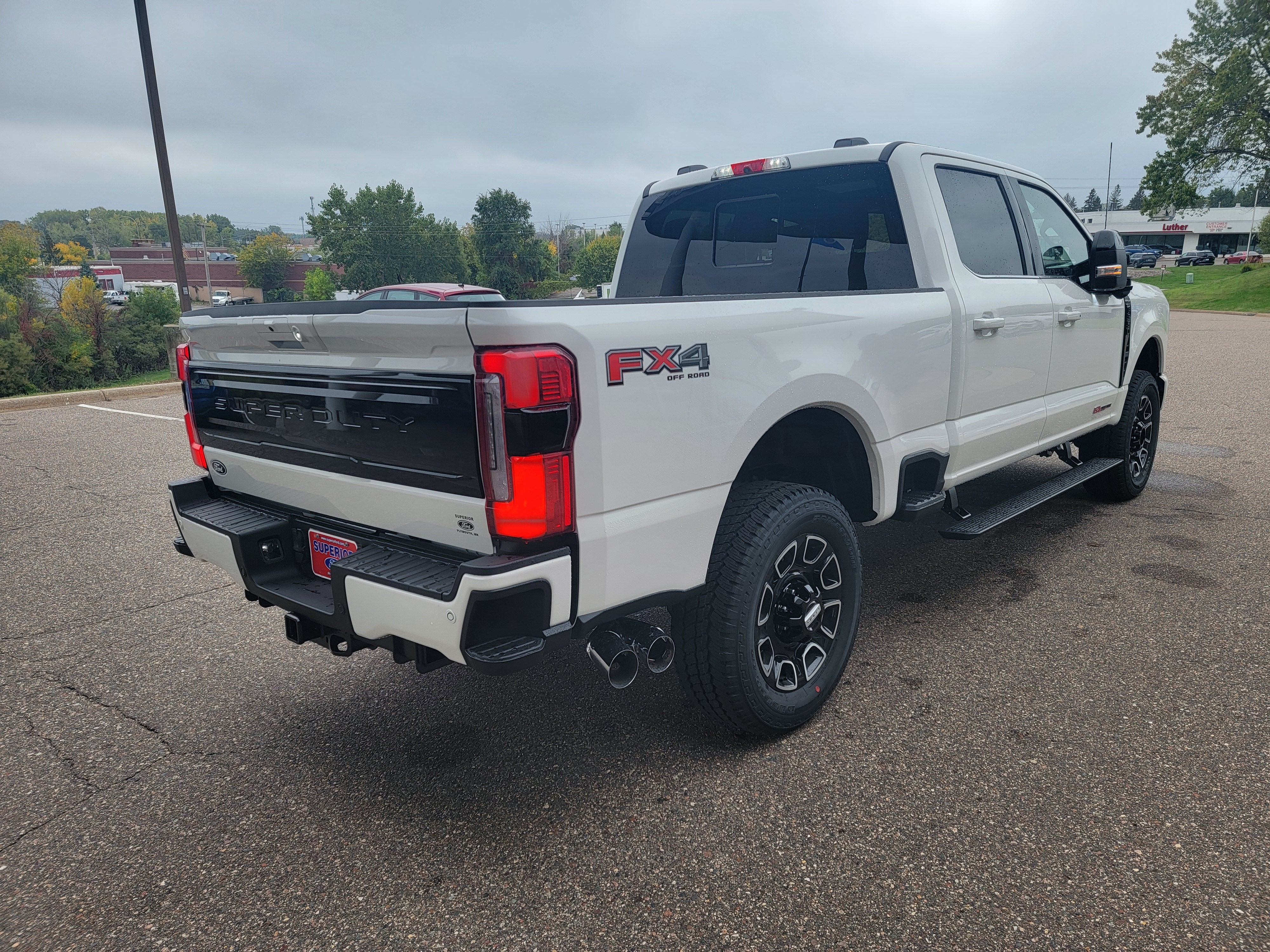 2027 Ford Super Duty F-350® Platinum®