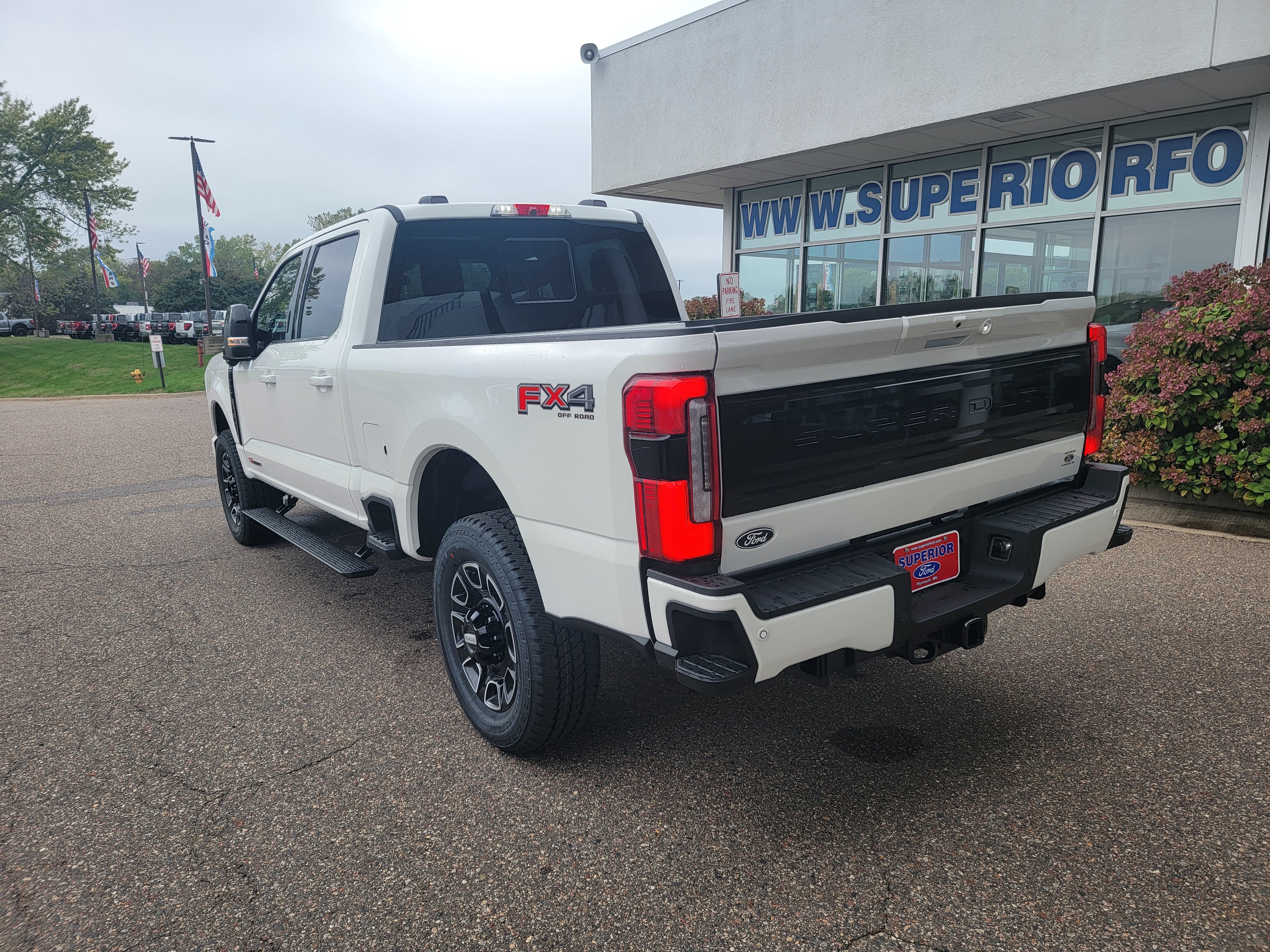 2027 Ford Super Duty F-350® Platinum®