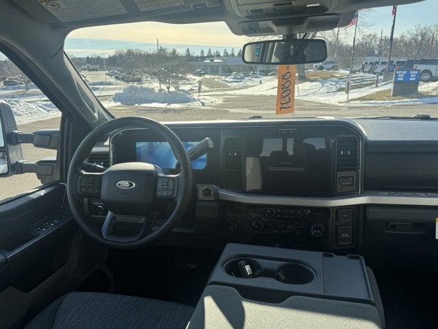 2026 Ford Super Duty F-350® XLT