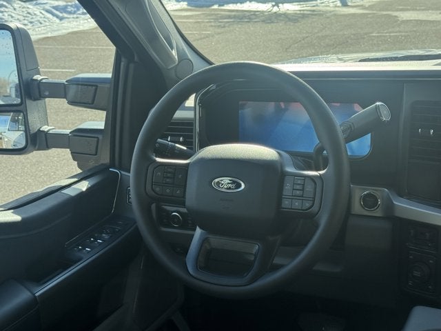 2026 Ford Super Duty F-350® XLT