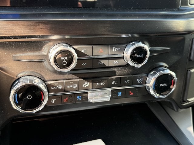 2026 Ford Super Duty F-350® Lariat®