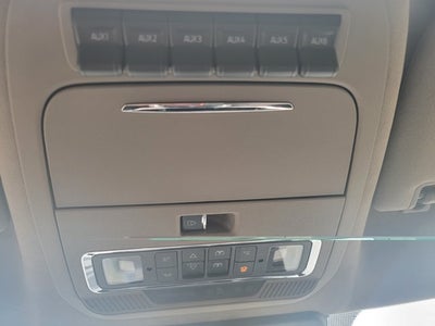 2027 Ford Super Duty F-350® Platinum®