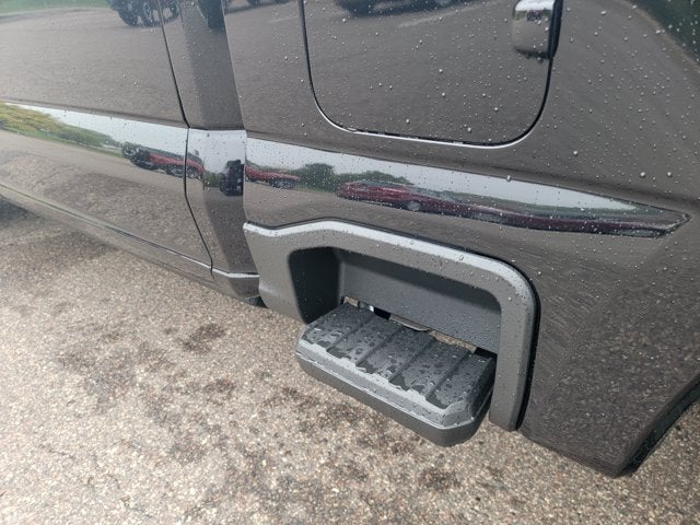 2027 Ford Super Duty F-350® Platinum®
