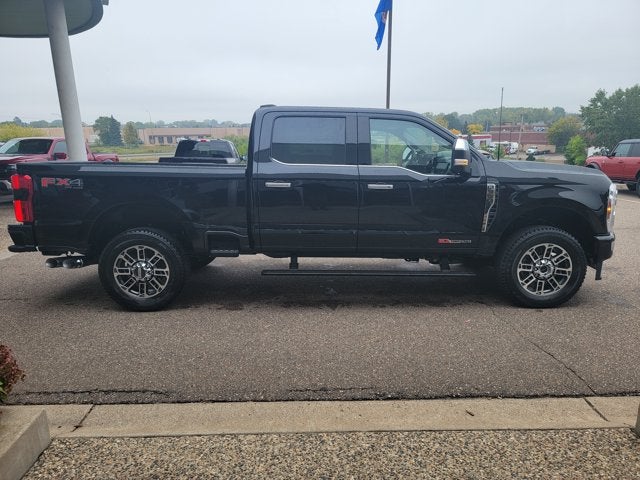 2027 Ford Super Duty F-350® Platinum®