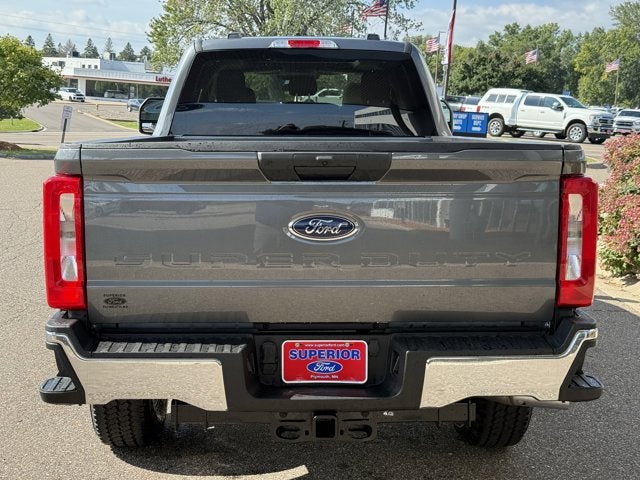 2026 Ford Super Duty F-350® XLT