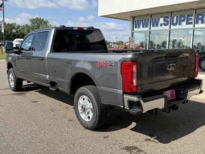 2026 Ford Super Duty F-350® XLT