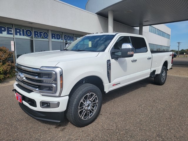 2027 Ford Super Duty F-350 SRW Platinum