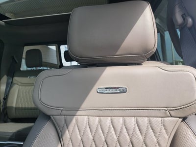 2027 Ford Super Duty F-350 SRW Platinum