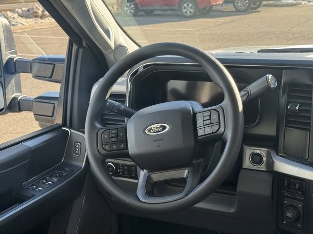 2026 Ford Super Duty F-350® XLT