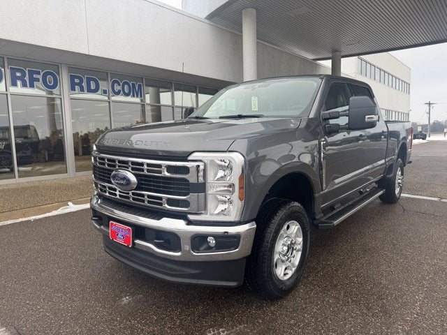 2026 Ford Super Duty F-350® XLT