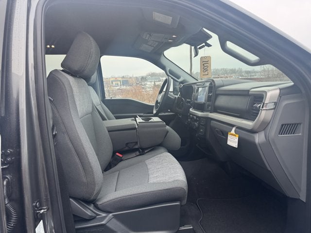 2026 Ford Super Duty F-350® XLT