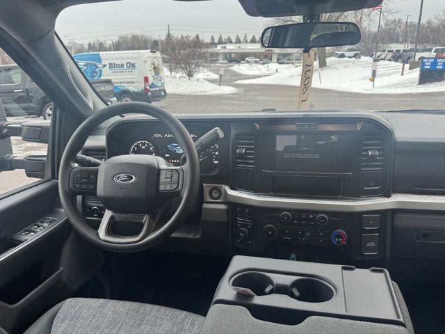 2026 Ford Super Duty F-350® XLT