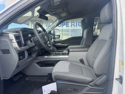 2027 Ford Super Duty F-350® XLT
