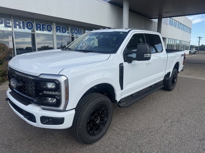 2027 Ford Super Duty F-350® XLT