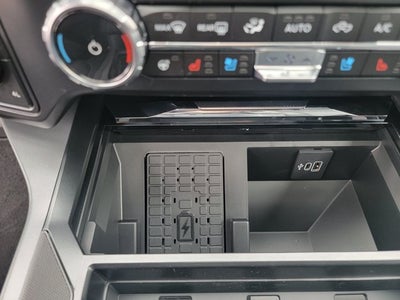 2027 Ford Super Duty F-350® Lariat®
