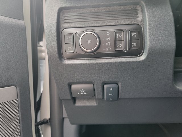 2027 Ford Super Duty F-350® Lariat®