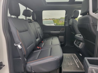 2027 Ford Super Duty F-350® Lariat®