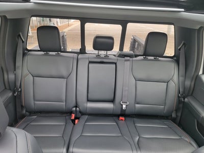 2027 Ford Super Duty F-350® Lariat®