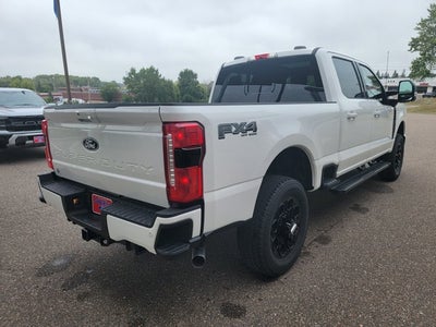 2027 Ford Super Duty F-350® Lariat®