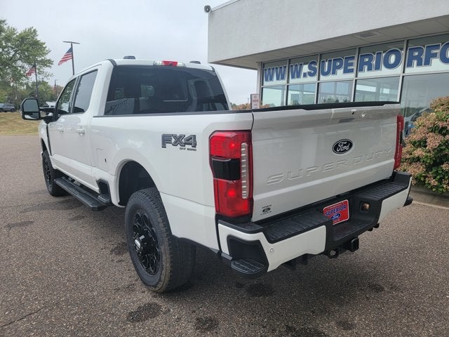 2027 Ford Super Duty F-350® Lariat®