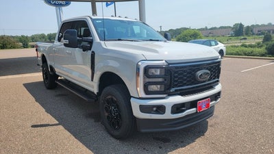 2026 Ford Super Duty F-350® Lariat®
